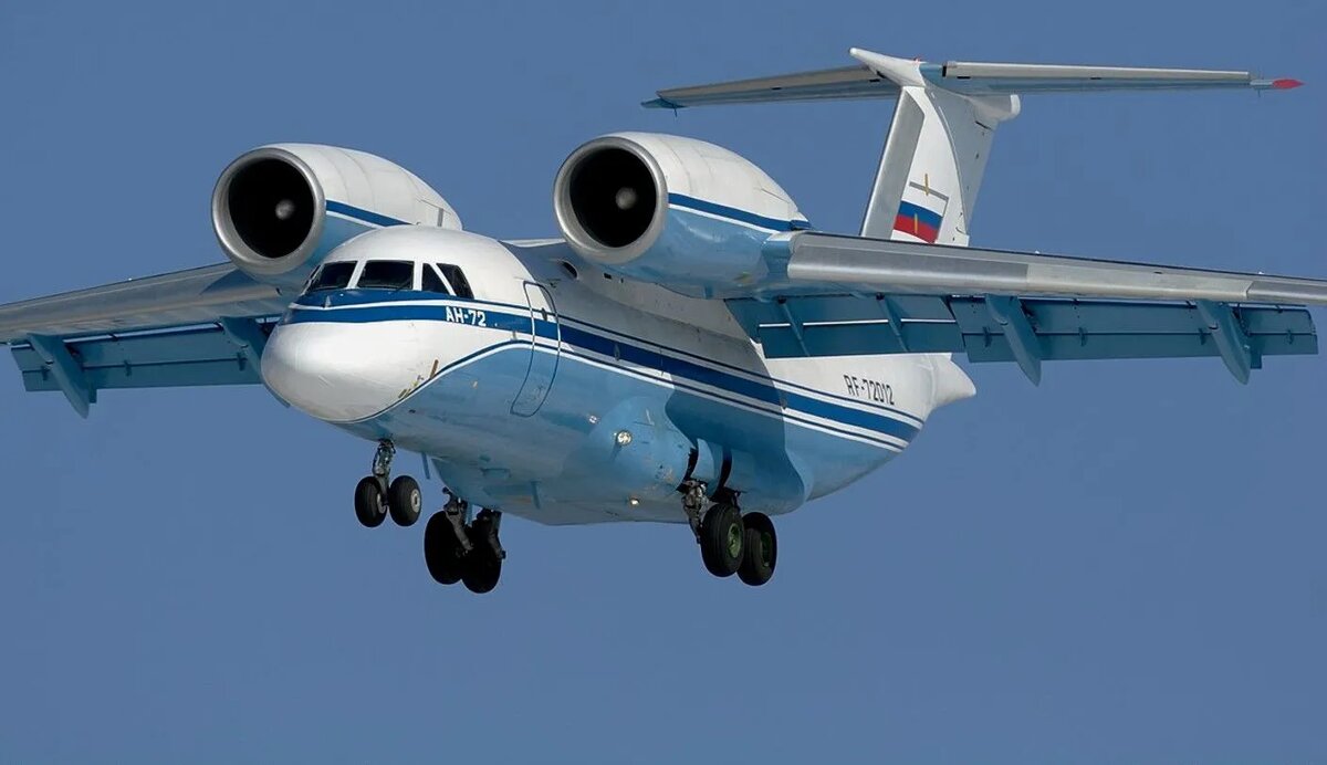 Ан-72© ru.pinterest.com