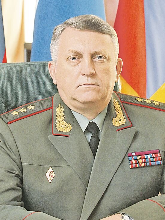 Генерал-полковник Сергей КАРАКАЕВ