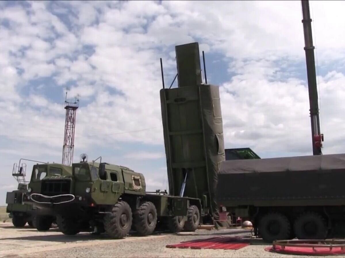   Запуск новейшей ракеты "Авангард". Скриншот видео, предоставленного Минобороны РФ© РИА Новости / Министерство обороны РФ