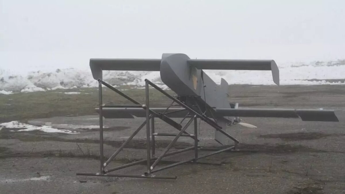     Эксперты утверждают, что если производство украинских беспилотников AQ 400 Scythe («Коса») будет массовым, они доставят очень много хлопот российским ПВО.