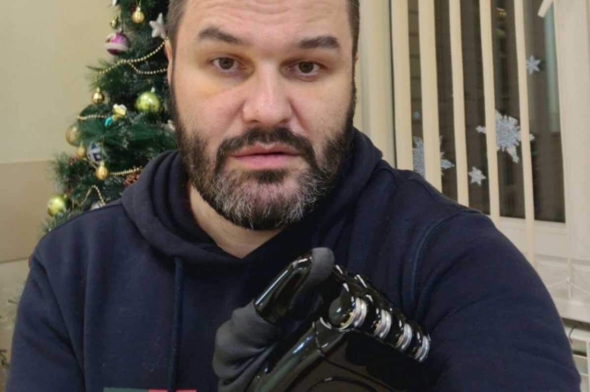    Экс-депутат из Прикамья Григоренко, потерявший кисть на СВО, получил протез