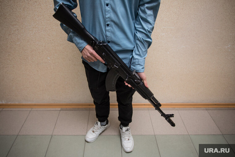    Пострадавший лежит в реанимации