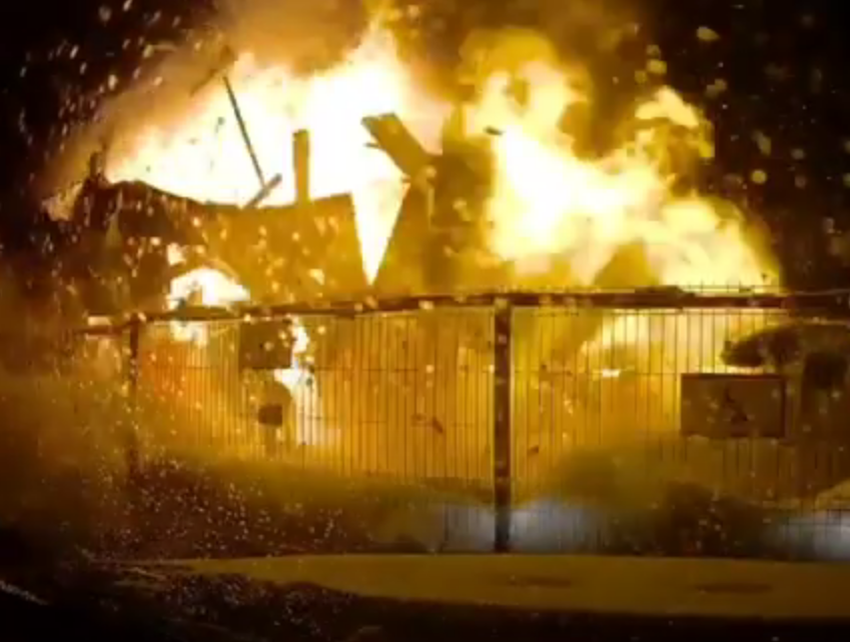 кадр из видео