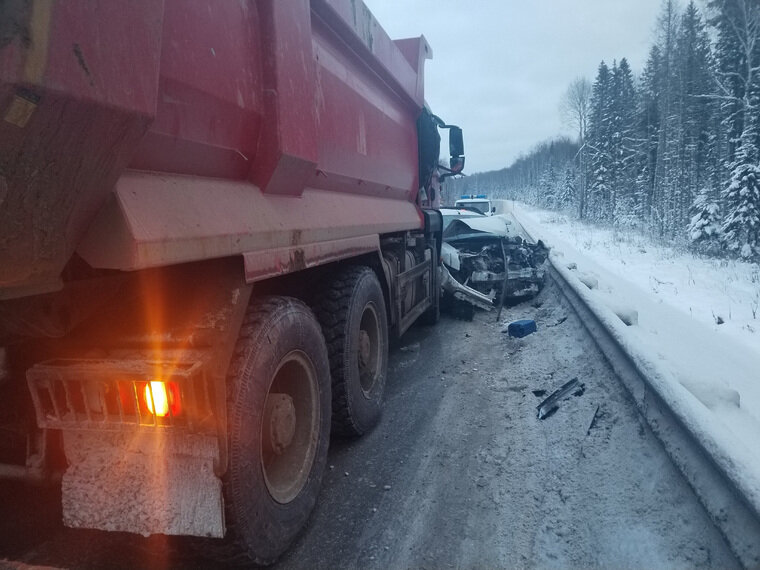    Водитель грузовика не пострадал