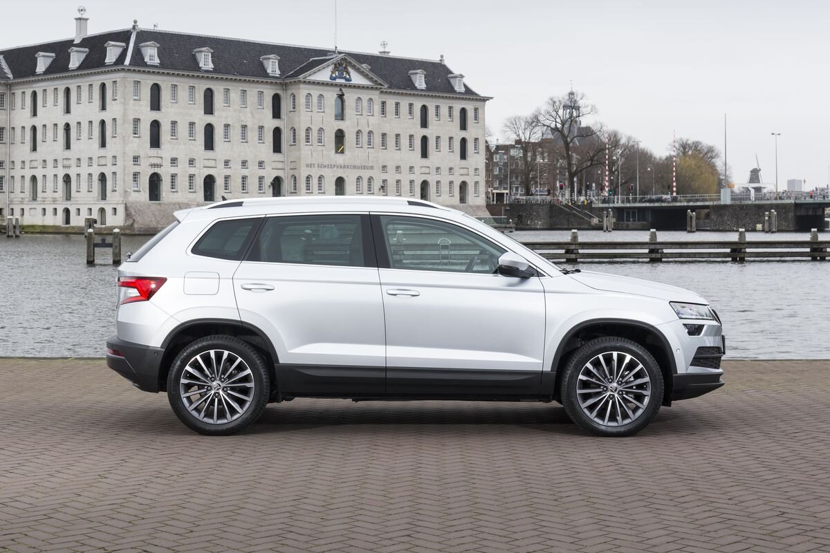 Выбираем Skoda Karoq с пробегом: какой он и сколько стоит? | Что взять?  Авто с пробегом | Дзен