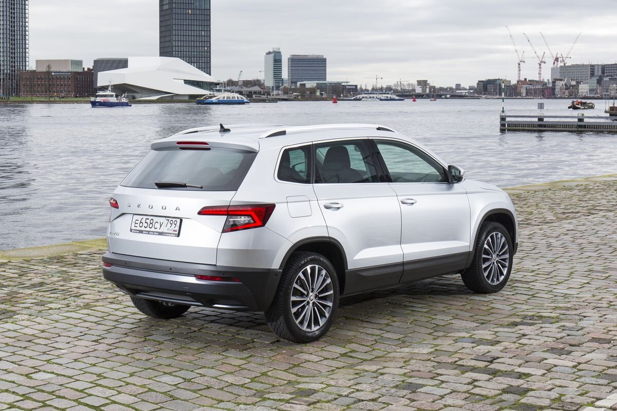 Выбираем Skoda Karoq с пробегом: какой он и сколько стоит? | Что взять?  Авто с пробегом | Дзен