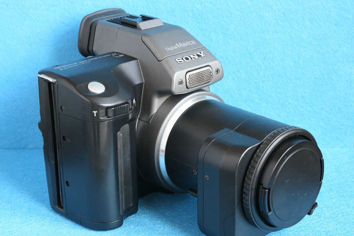 Sony MVC-FD95