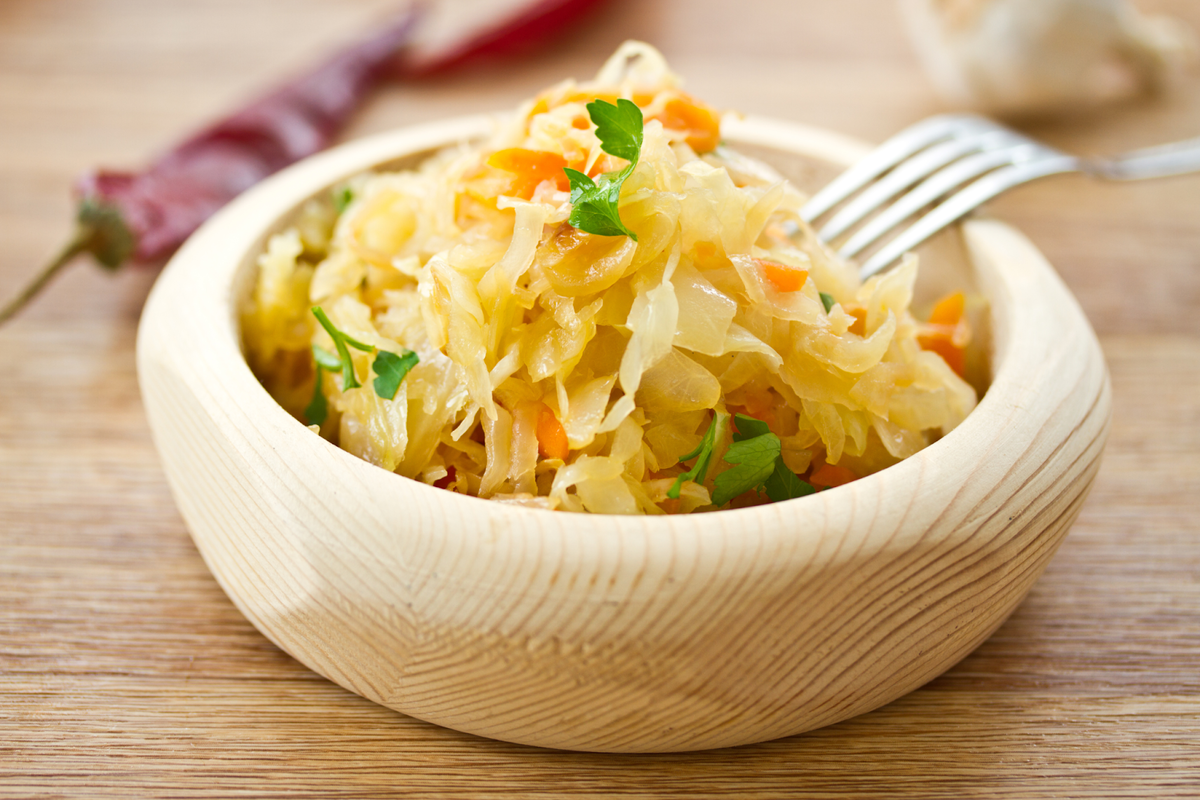 Капуста квашеная. Картофель отварной с квашеной капустой. Квашеная капуста без фона. Квашеная капуста фон.