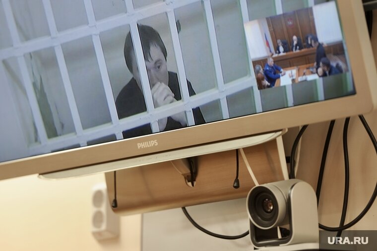    Сам Виталий Безруков на заседании по апелляции присутствовал по ВКС
