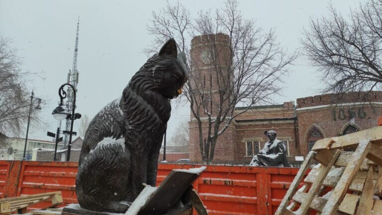    Скульптура «Кот ученый» переедет на Беловку к памятнику Пушкина Марина Шарт
