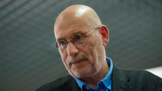    Бориса Акунина внесли в список террористов и экстремистов Татьяна Сидорова