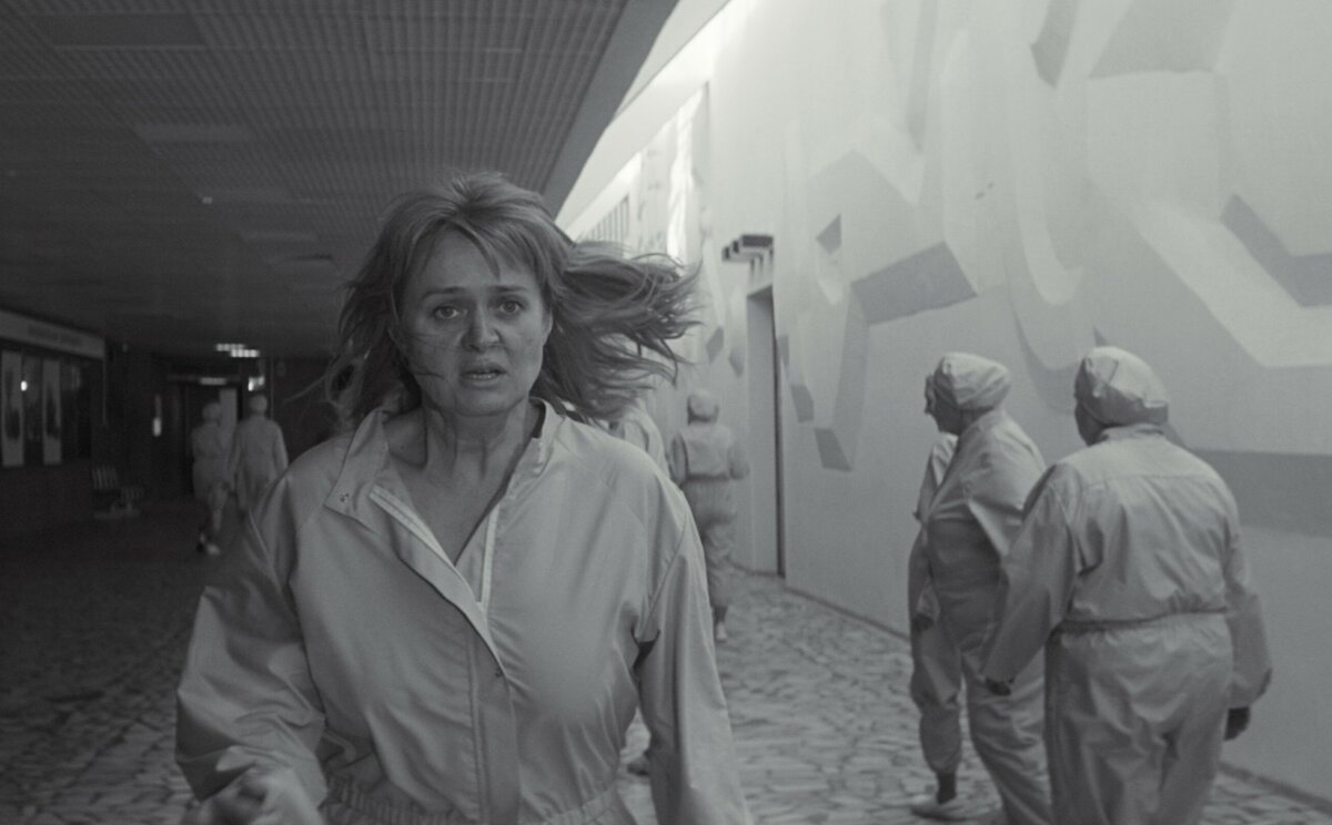 Кадр из фильма "Чувства Анны" Анны Меликян (2023)