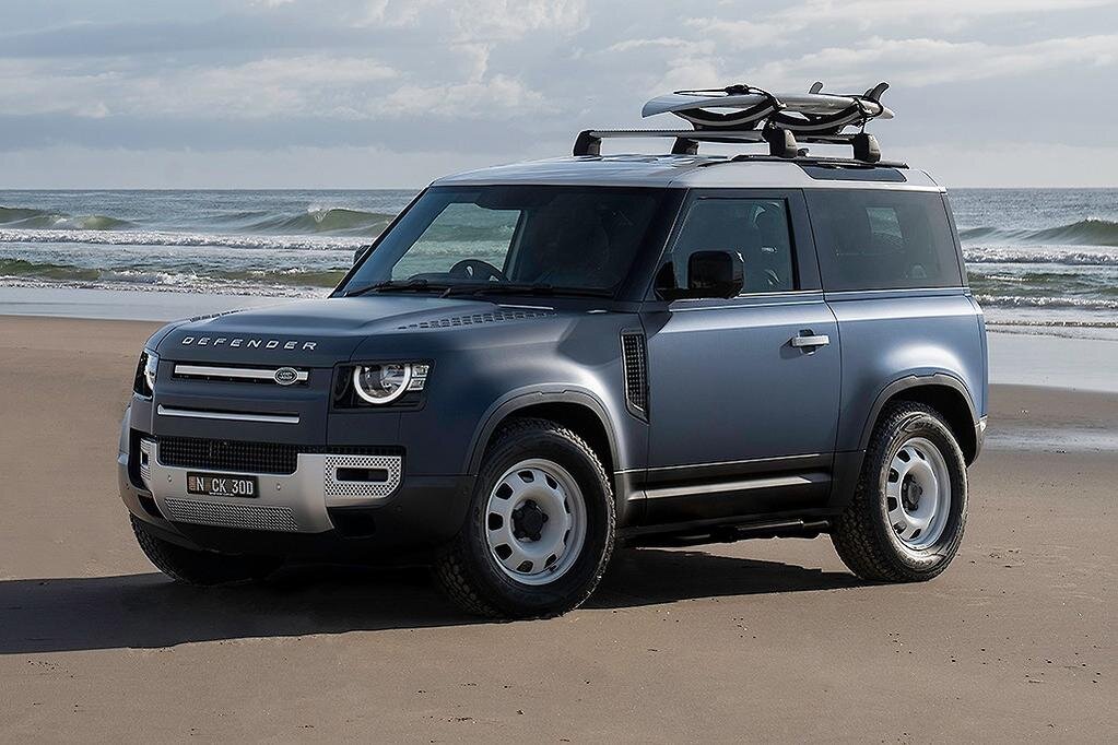 Land Rover Defender Pacific Blue Edition. Фото взято из открытых источников