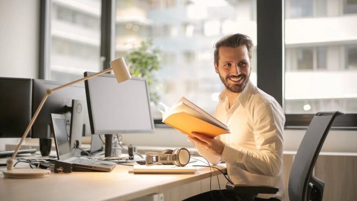    Саратовский мининвест за год ответил на 200 обращений из соцсетейНовости Саратова и области – Сетевое издание «Репортер64»