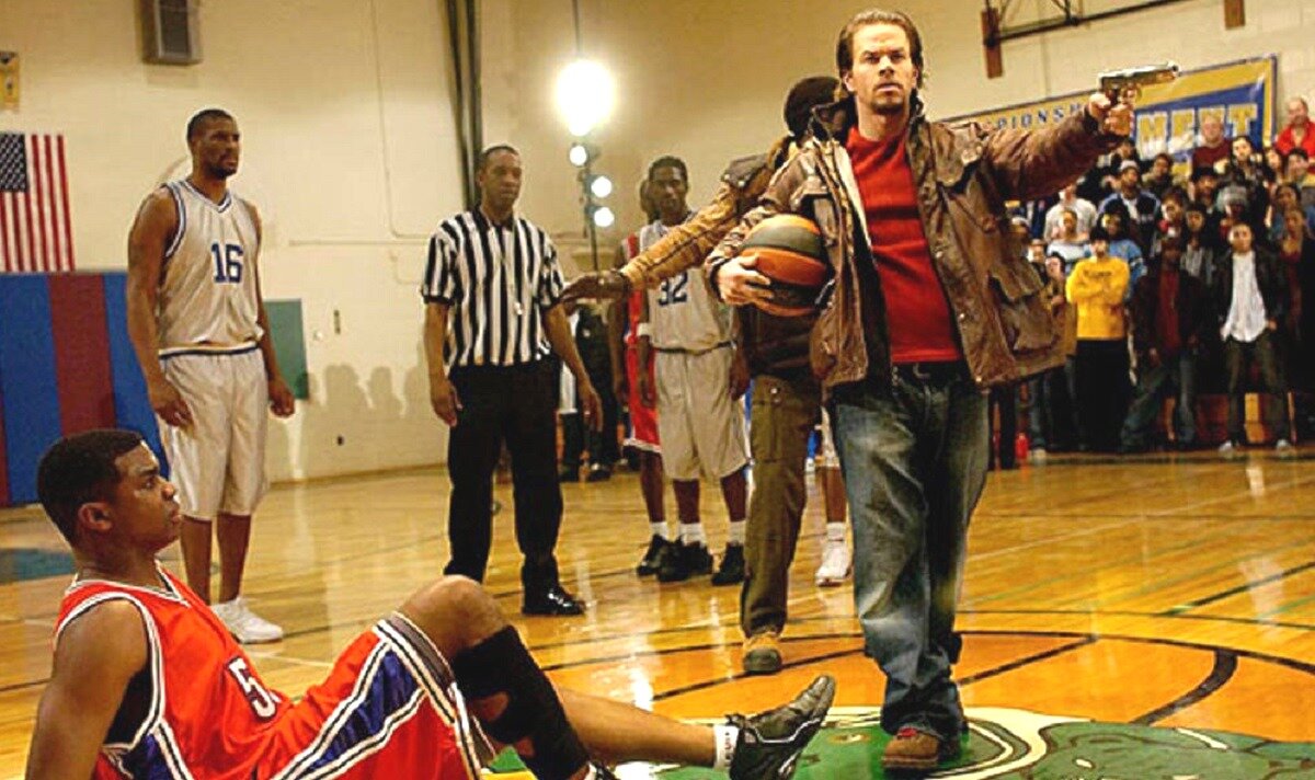 - Слабаки! А вот так проводят дриблинг пацаны с нашего двора! 