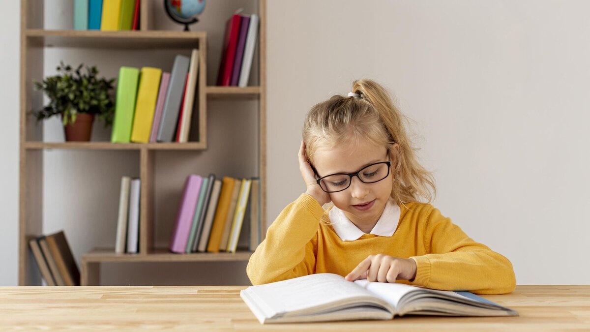    Возраст уже подошел, а ребенок все еще не говорит? Невролог назвала основные причины© Freepik | freepik