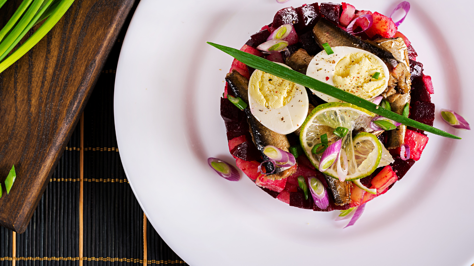 Салаты с рыбой. Рецепты. Новогодние рецепты.