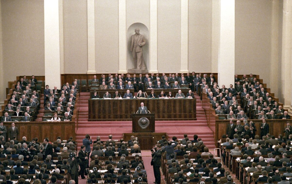 Верховный союз. Верховный совет СССР 1990. Президиум Верховного совета СССР. Заседание Верховного совета СССР. Верховный совет ЦК КПСС.