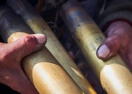    Командующий группой «Таврия» пожаловался на нехватку артиллерийских боеприпасов и сворачивание некоторых операций