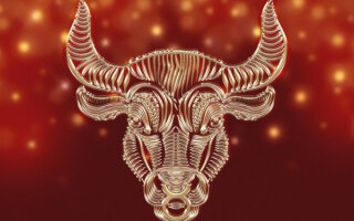 Телец (20 апреля - 20 мая): Сегодня вы можете ощущать некую тревогу или неуверенность. Не пытайтесь скрывать свои эмоции, дайте себе возможность внимательно их исследовать. Обратите внимание на свои потребности и заботьтесь о своем внутреннем благополучии.  