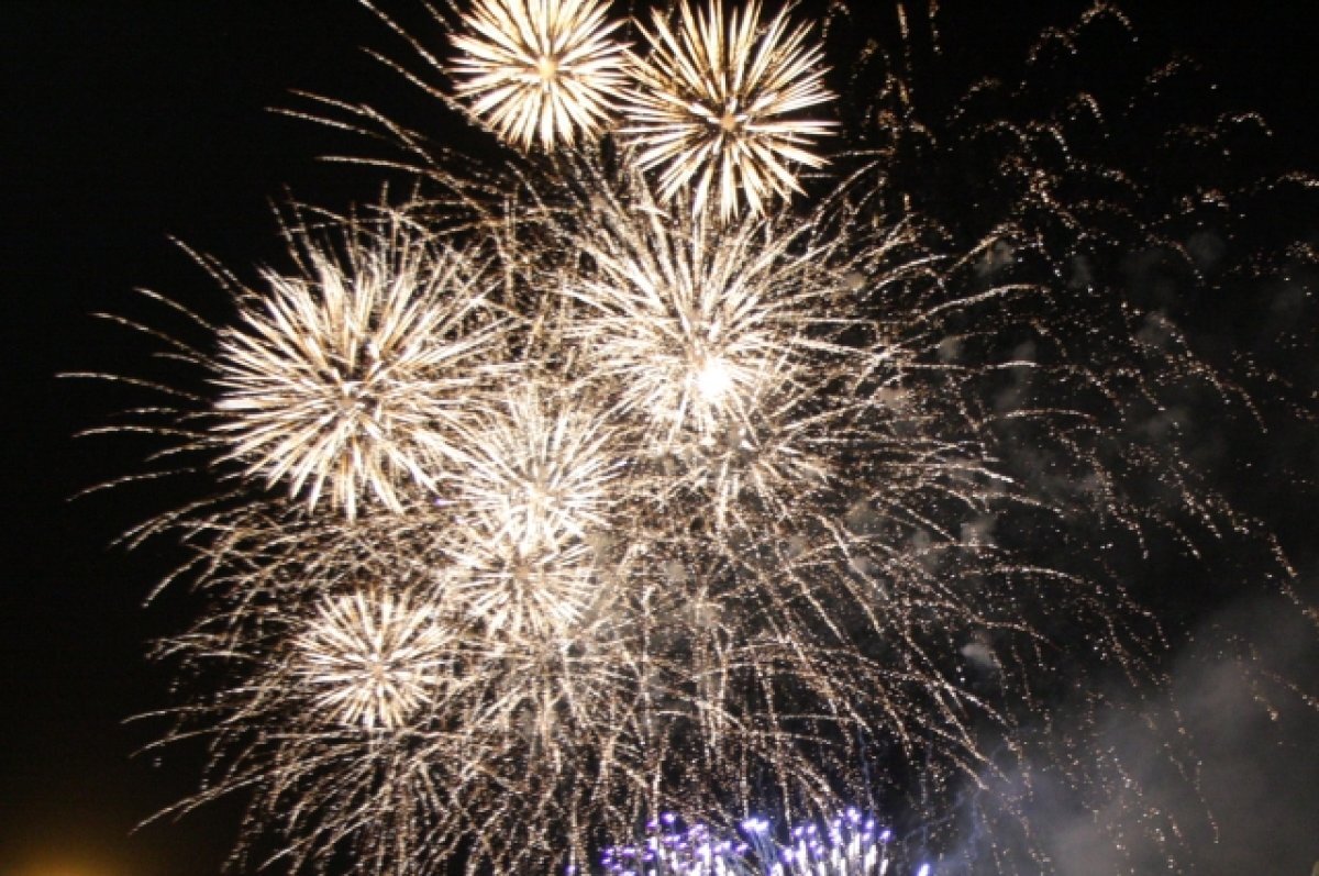    Ильдар Махмутов заявил, что салют будет «когда будем праздновать победу».