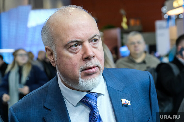    Вадим Шувалов ушел с поста мэра Сургута в 2020 году