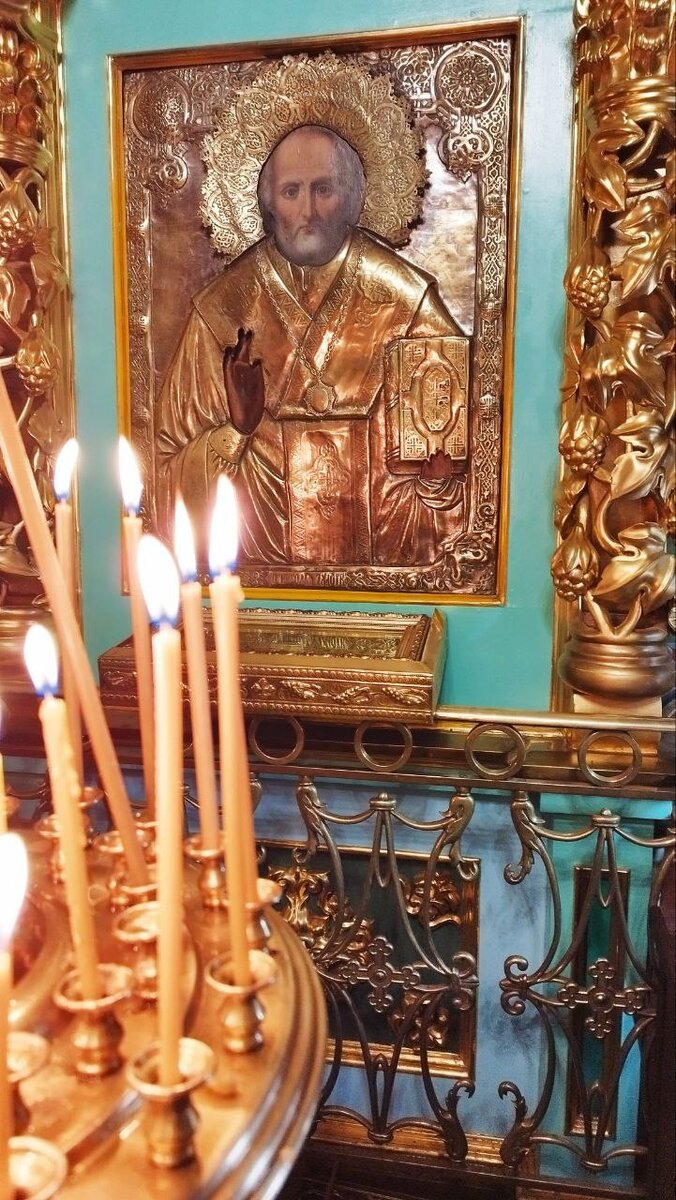 Икона Святого Николая Чудотворца в Храме Бориса и Глеба в Зюзино. Фото И. Туманова