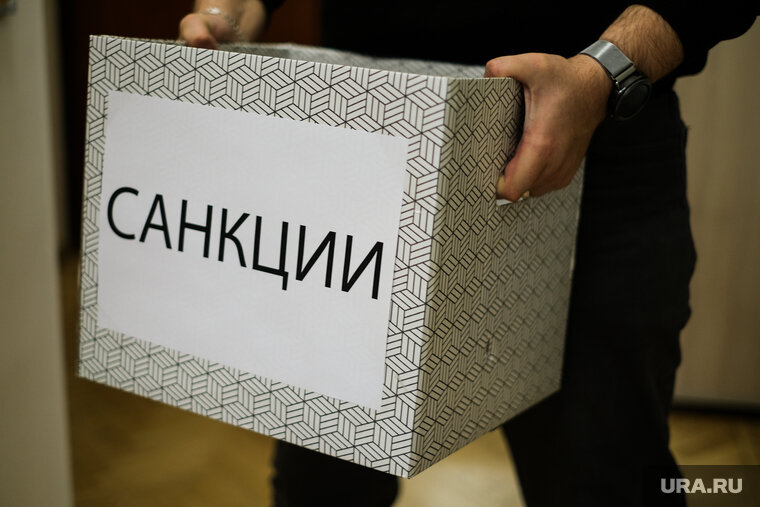    ЕС опубликовал 12-й список санкций против России