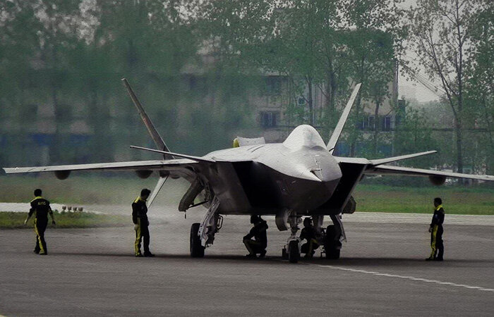 Истребитель пятого поколения Chengdu J-20./ Фото: aeronef.net