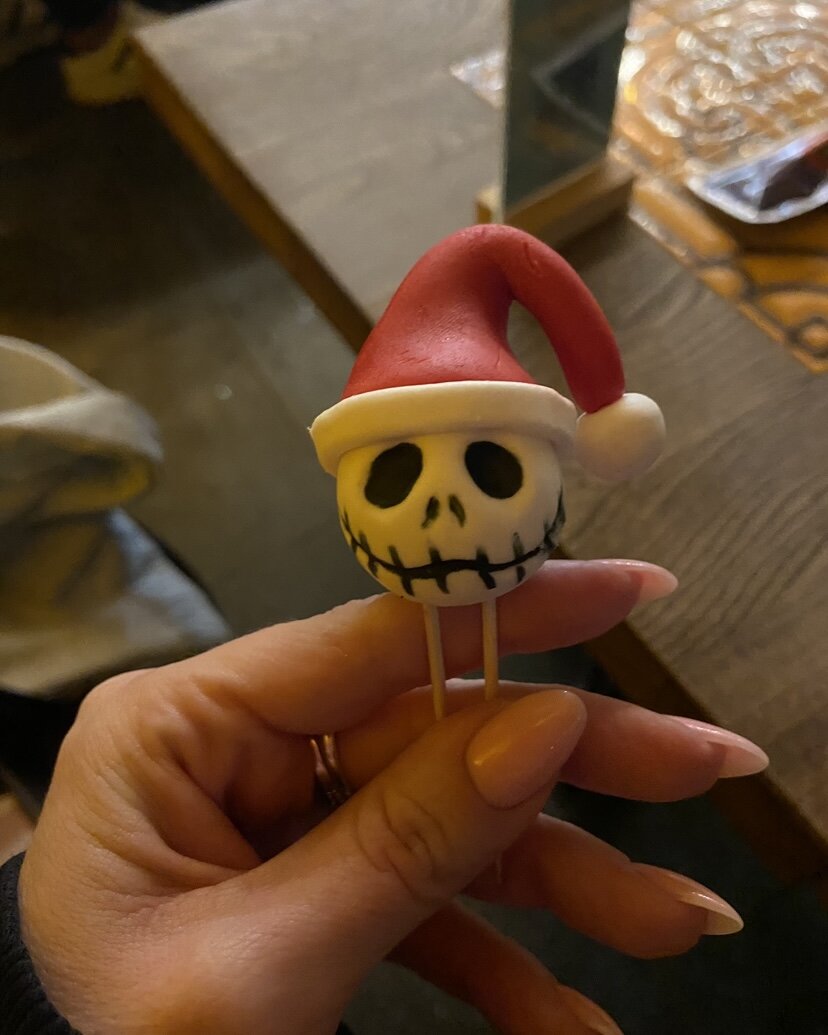 Мы так и не пришли к выводу съедобно ли это. 