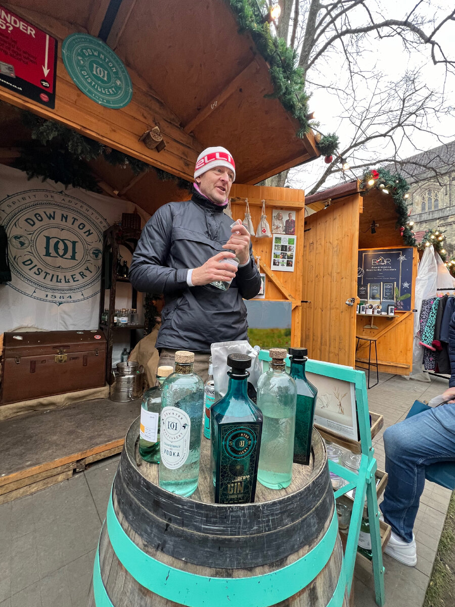 Стенд «Винокурня Даунтон». Название Даунтон дано не просто так! Фотография из личного архива. 