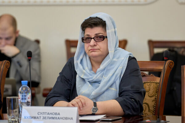    Хулимат СУЛТАНОВА