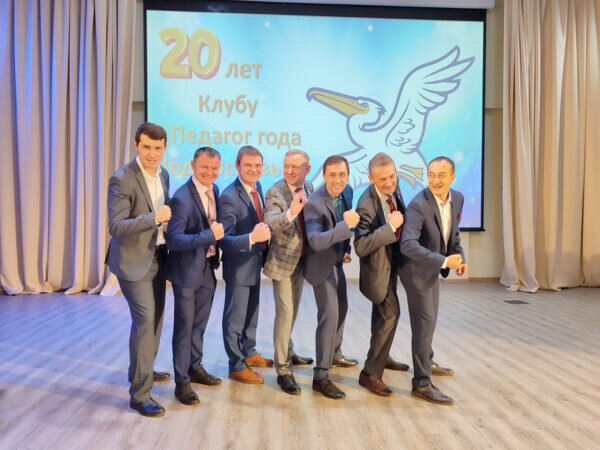    Дружная мужская команда клуба