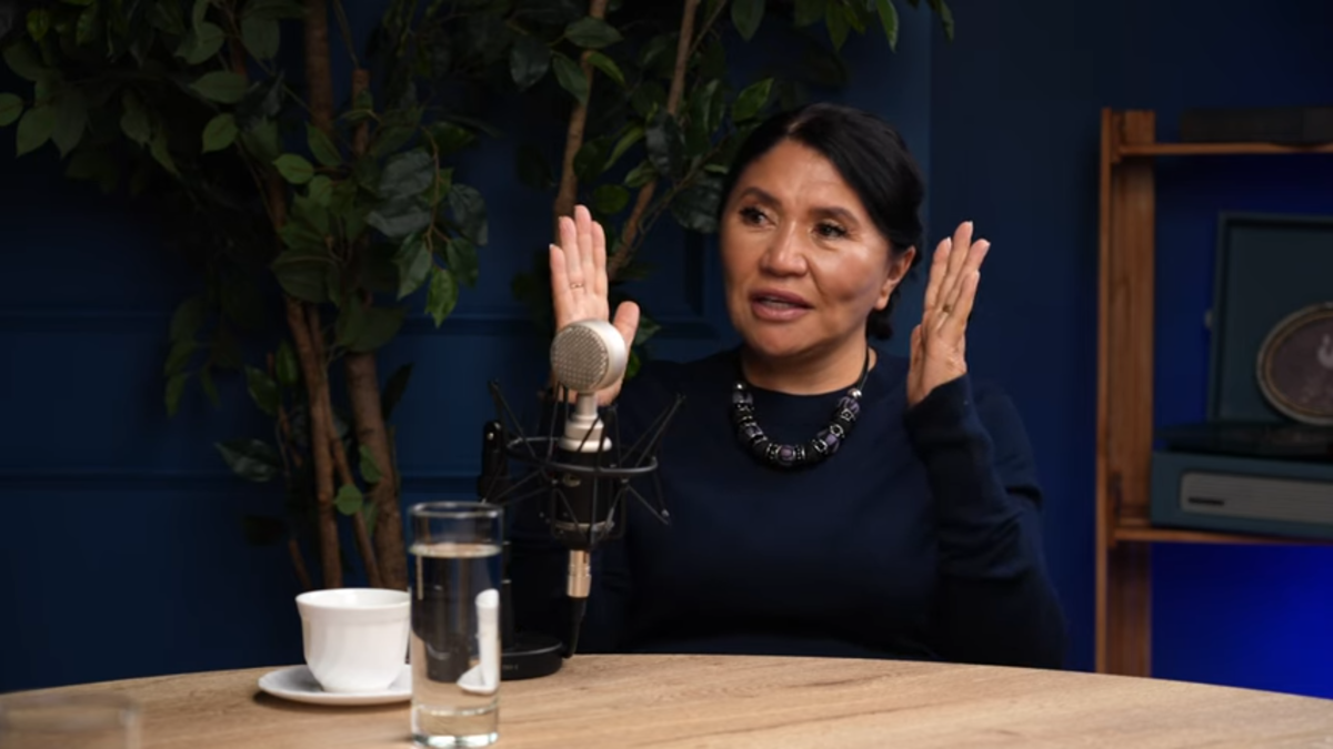 кажетта ахметжанова битва экстрасенсов. гороскоп на лето от кажетты ахметжановой. кажетта ахметжанова предсказания на 2024 год. кажетта ахметжанова предсказания на 2024 год. советы кажетты ахметжановой.