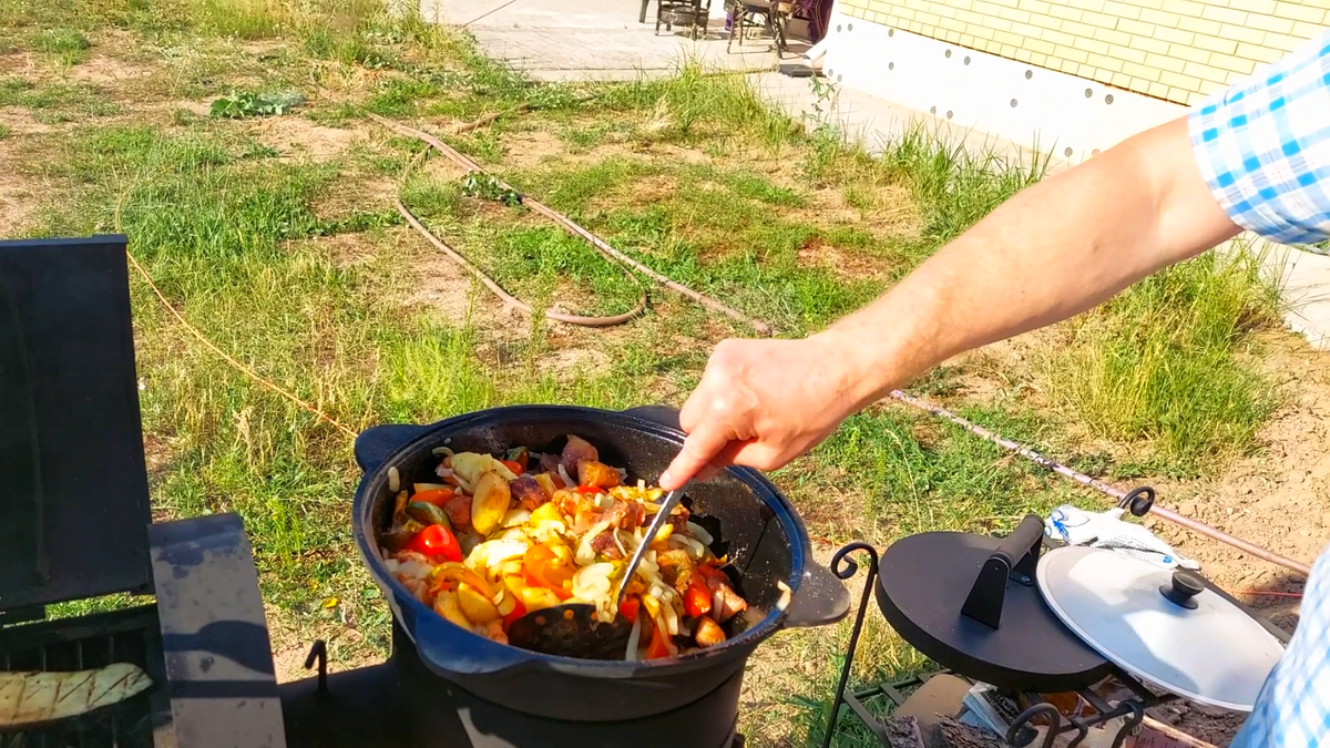 Оджахури - лучшее блюдо из картошки и мяса! В казане на костре | Кухня на  глазок | Дзен