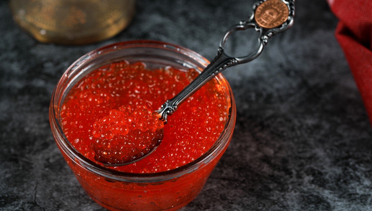 Рынок икра. Рынок икра. В красной икре нашли кишечную палочку 2023. В красной икре нашли кишечную палочку 2023. Красная икра форели.