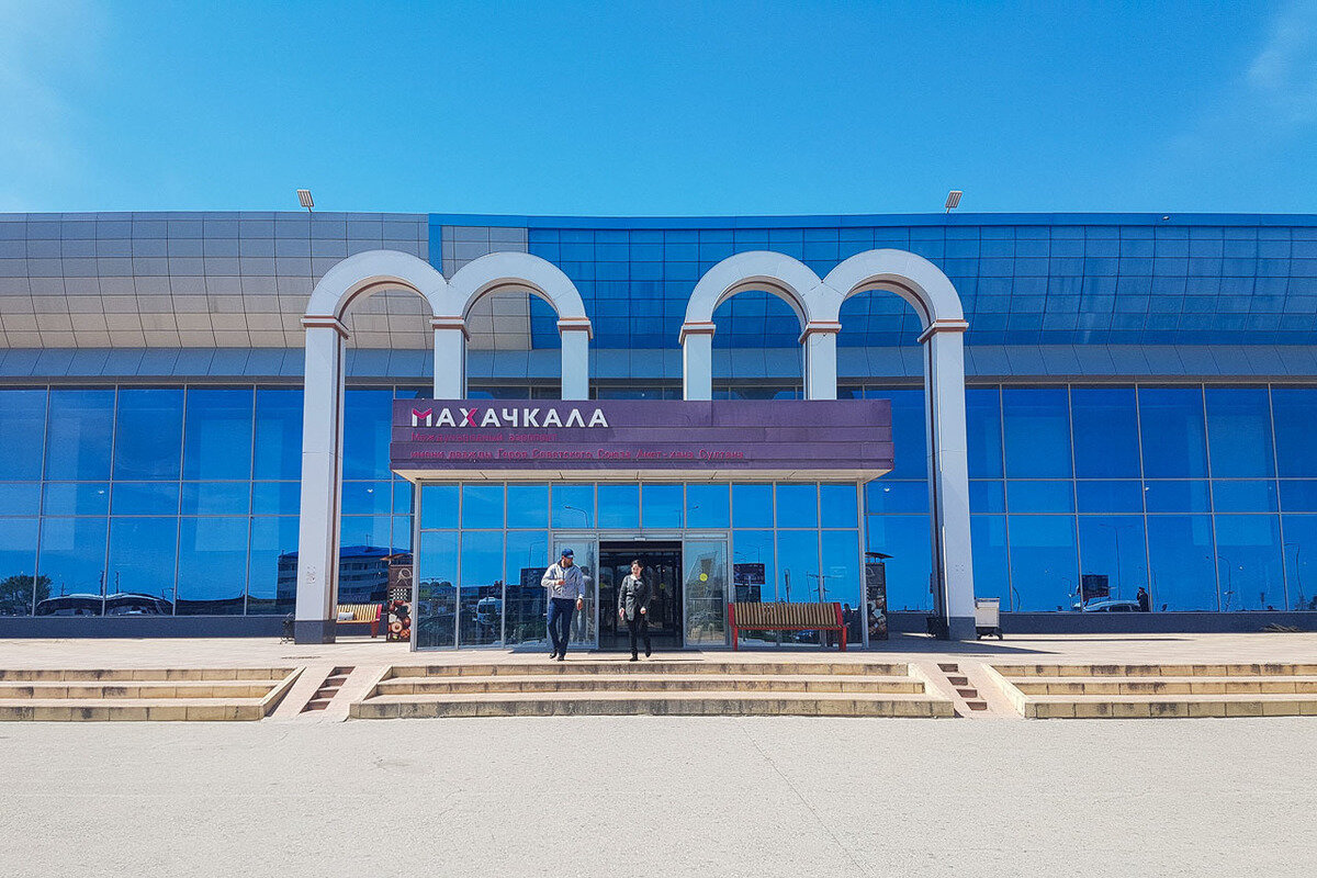 аэропорт Махачкалы