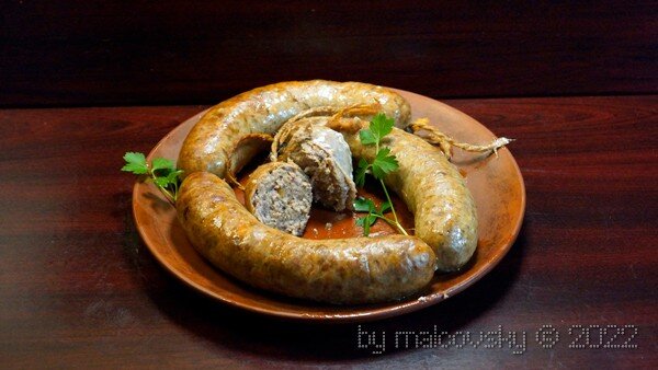 Колбаса из дикого кабана в духовке