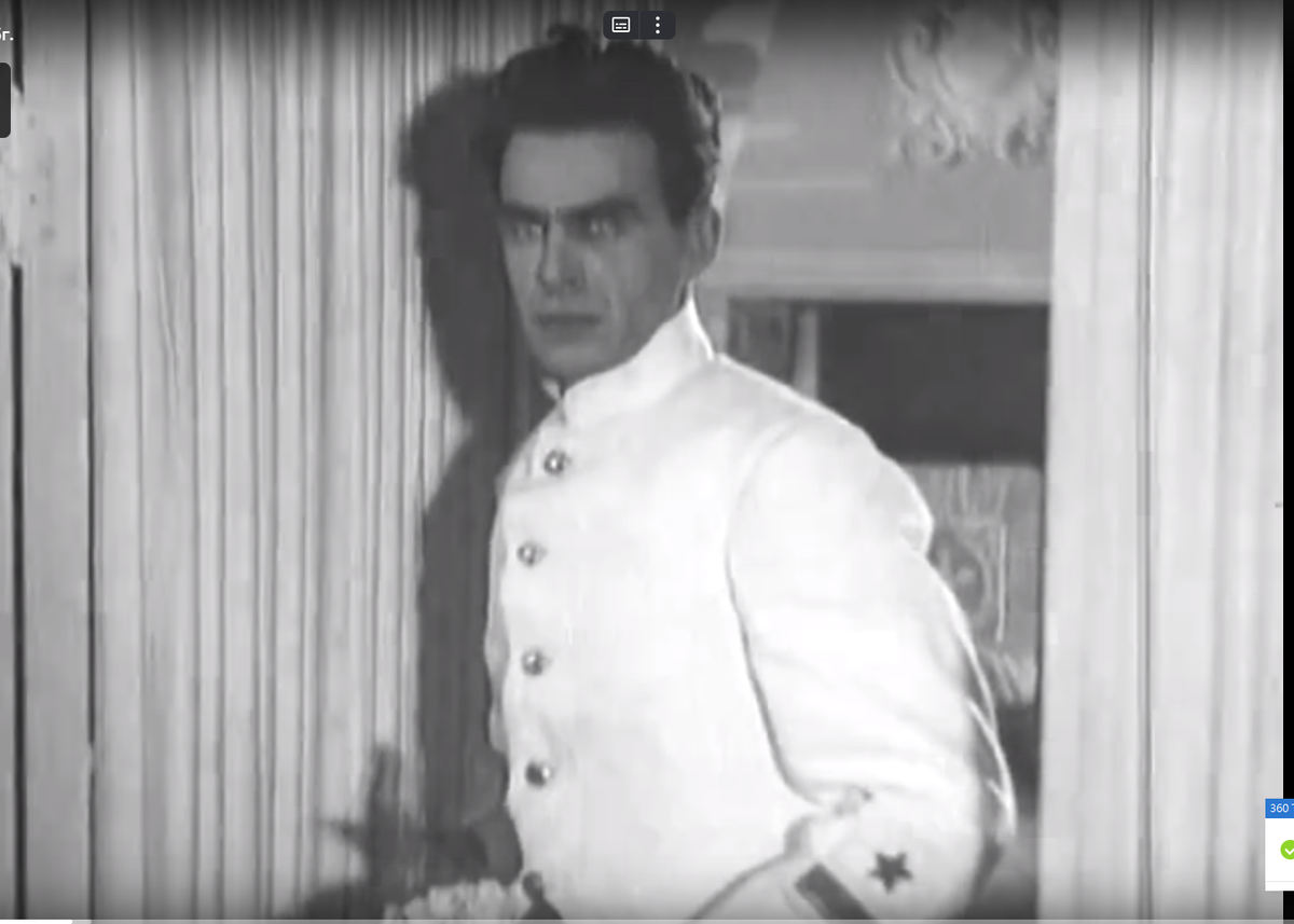 НАЧАЛЬНИК ОТРЯДА ЭПРОН ПЕТРОВ (В. Яблонский). Кадр из фильма. Скриншот автора.