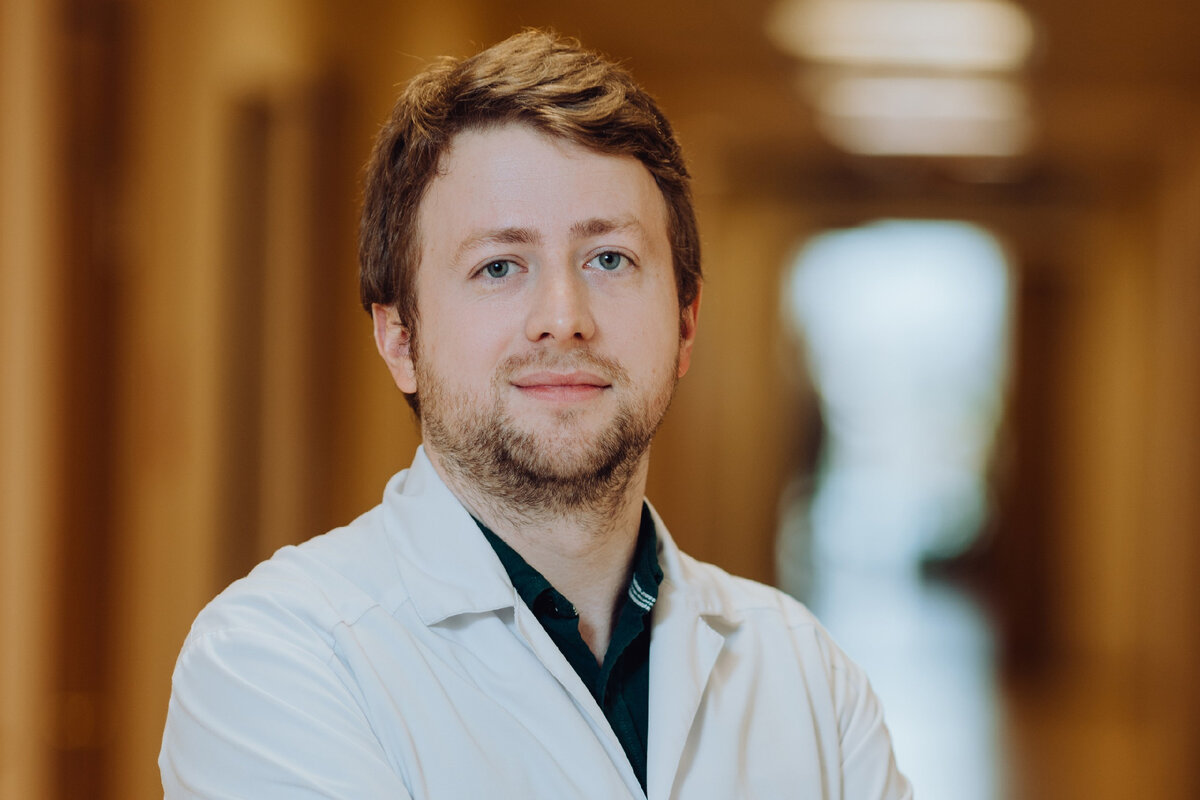 врач-генетик, младший научный сотрудник лаборатории функциональной геномики МГНЦ Петр Спарбер