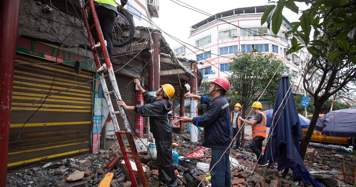 2008 год. землетрясение в китае 2024. землетрясение в китае 2014. сычуань китай землетрясение. землетрясение фото.
