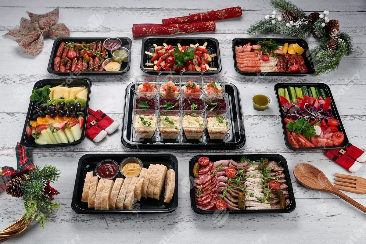 Сет №2 «Рождественские каникулы» от Family Catering за 14 300 ₽