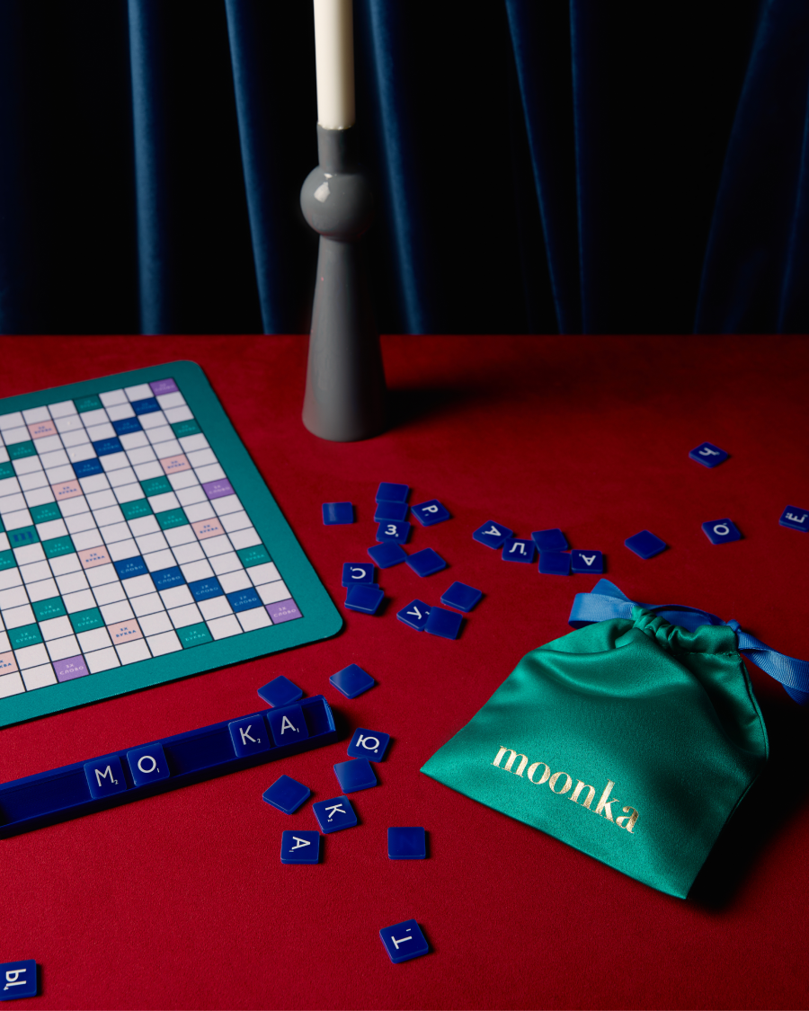 Moonka выпустил настольную игру Scrabble | Buro247.ru | Дзен