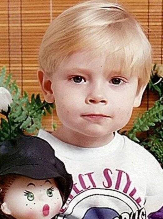  Ярослав Дронов в детстве. / Фото: www.vkusnahka.ru