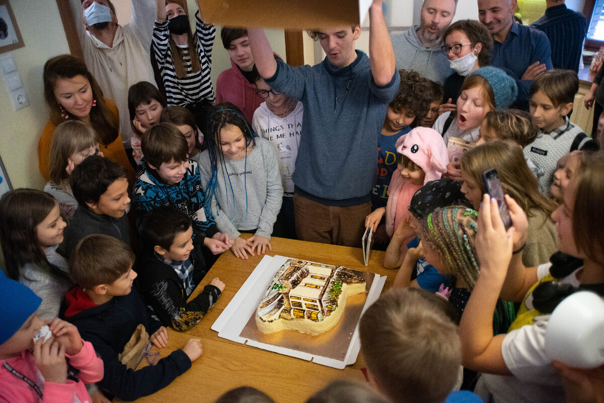 Торт в виде Шуваловской школы, 2020г.