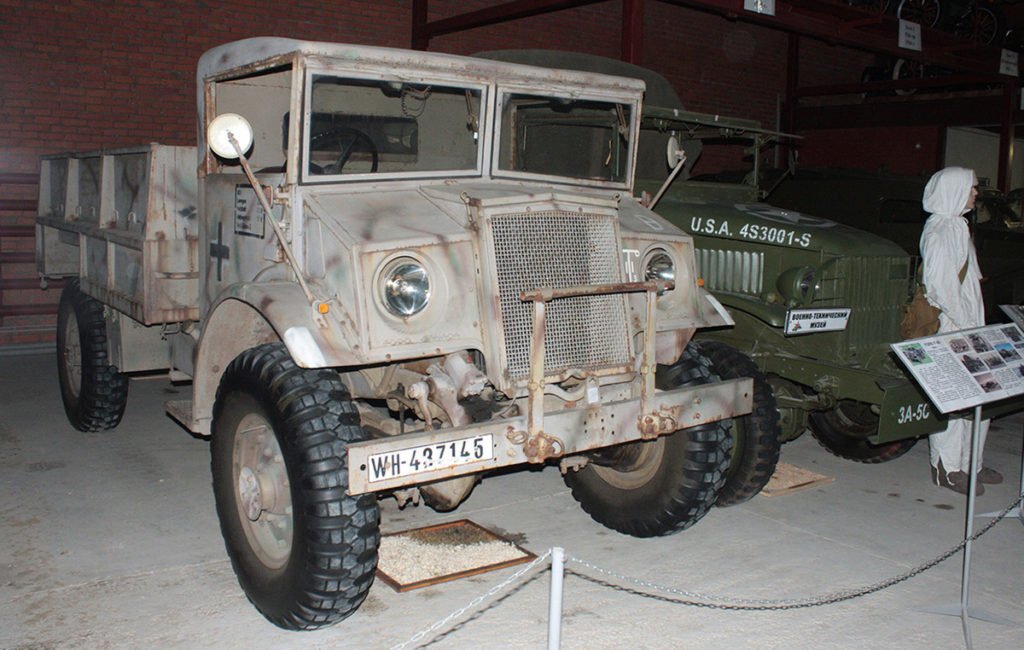 Ford F-60 1943 г. — самая массовая модель грузовика с полезной нагрузкой 3 тонны, выпущенная филиалами Ford и Chevrolet в Канаде.