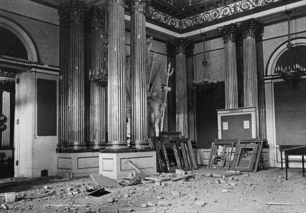 Эрмитаж в войну