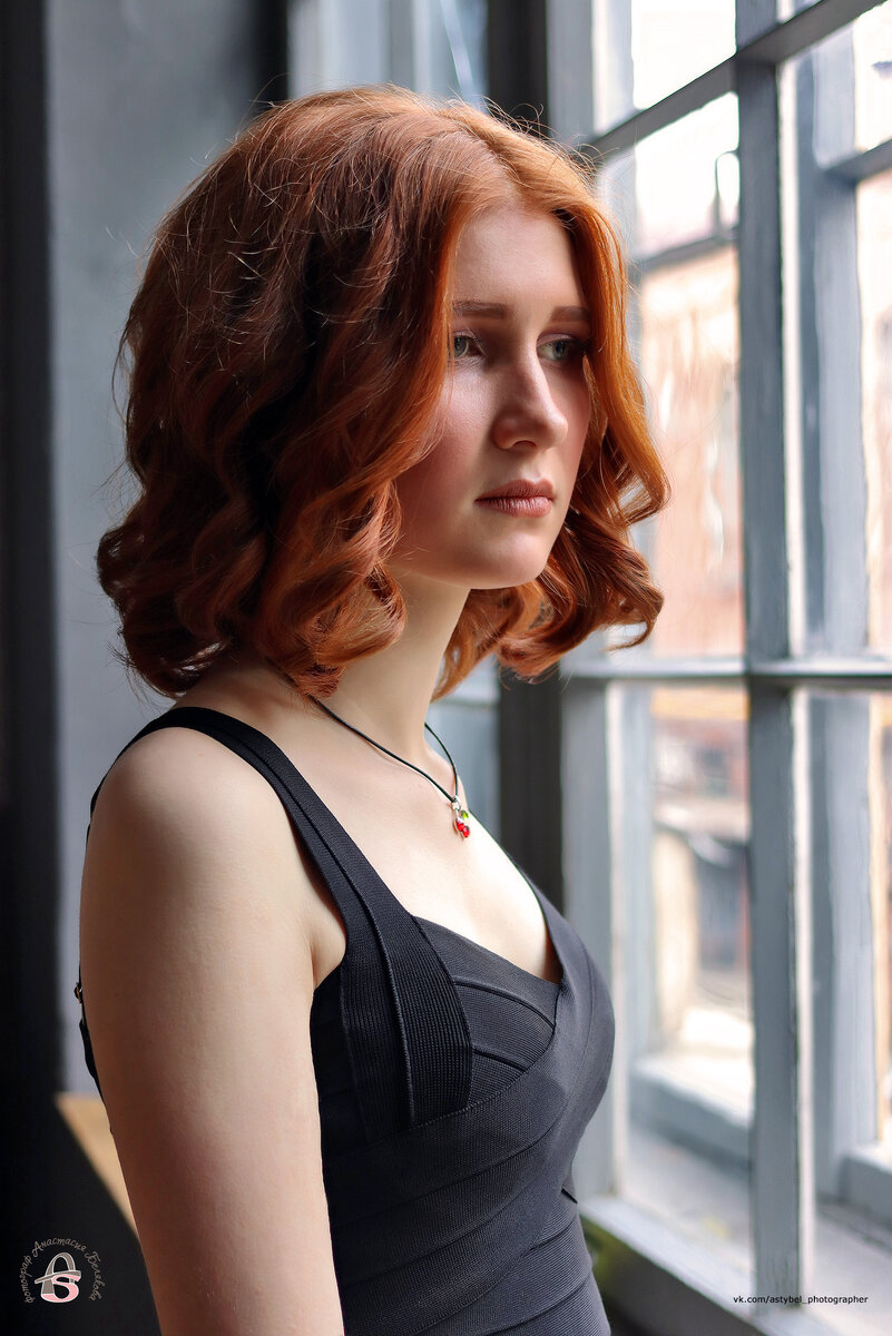 Фотосессия проходила в фотостудии @jupiter_studio_spb "Юпитер". 
Снято: 7 марта 2020 года.
Модель: Марина Топчий @rinochkkkaa
Визажист: Саша Шарыгина @minnalushmonk
Фотограф: Анастасия Белякова @astybel_photographer