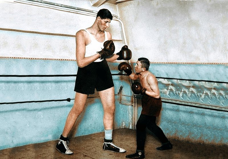 Разница в габаритах