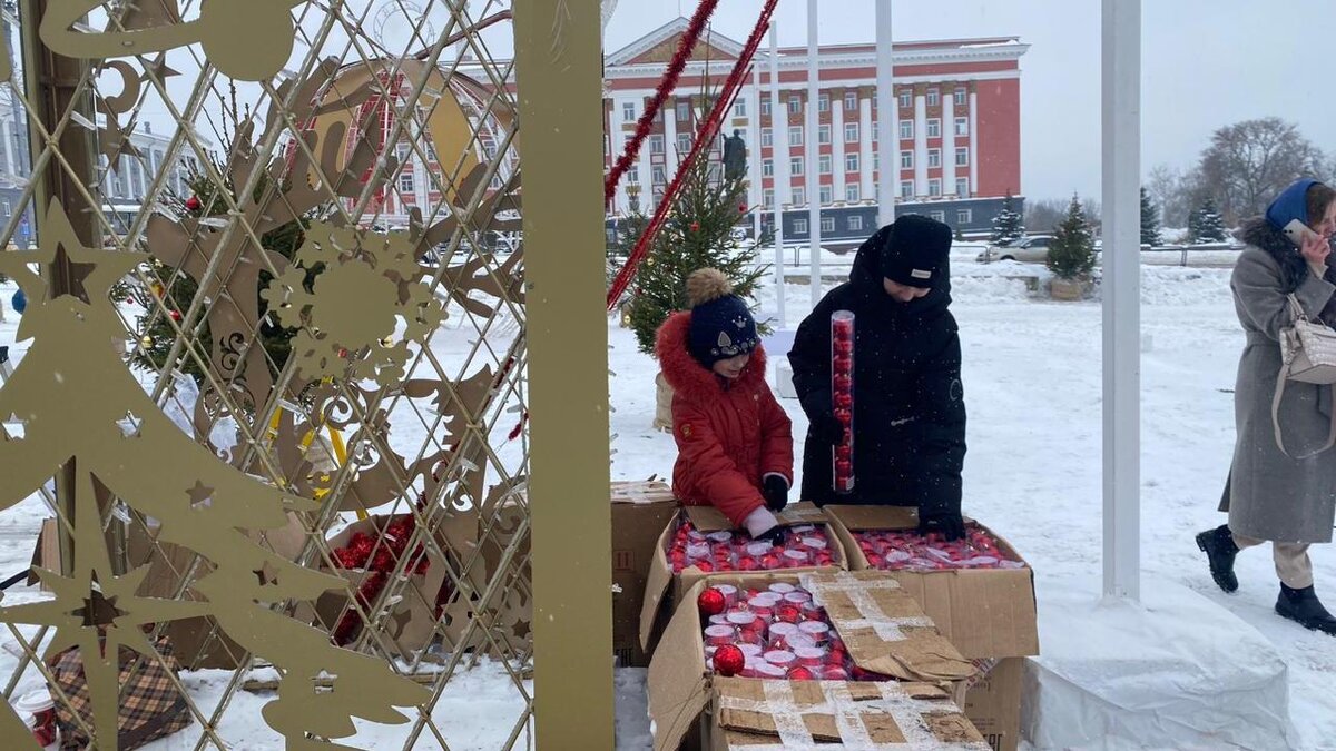 На главной площади Курска преображается 